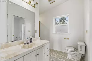 3752 Kevington Ave, Eugene, OR 97405 - Photo 29