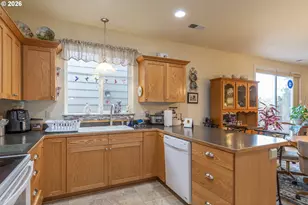 2489 SE Waldon Ave, Roseburg, OR 97470 - Photo 11