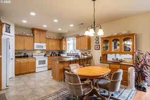2489 SE Waldon Ave, Roseburg, OR 97470 - Photo 15