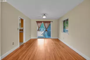 14109 SE Ellis St, Portland, OR 97236 - Photo 9