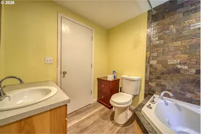 95755 N Bank Rogue River Rd, Gold Beach, OR 97444 - Photo 23