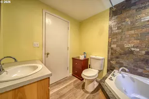 95755 N Bank Rogue River Rd, Gold Beach, OR 97444 - Photo 23