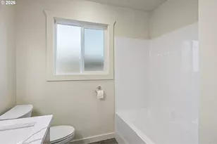 114 E 3rd St, Lowell, OR 97452 - Photo 15
