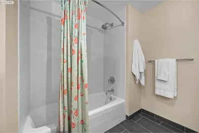 2351 NW Westover Rd #315, Portland, OR 97210 - Photo 23