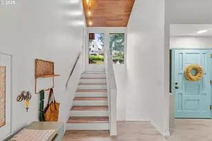 17821 Sundown Ct, Lake Oswego, OR 97034 - Photo 7