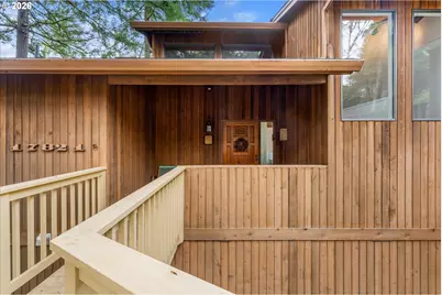 17821 Sundown Ct, Lake Oswego, OR 97034 - Photo 5