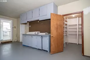 310 NW Lost Ln, Winston, OR 97496 - Photo 31