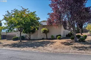 310 NW Lost Ln, Winston, OR 97496 - Photo 41