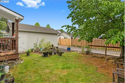 8351 N Bank St, Portland, OR 97203 - Photo 21