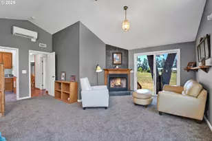 85131 Cloverdale Rd, Creswell, OR 97426 - Photo 9