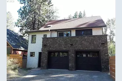 133 E Black Crater Ave, Sisters, OR 97759 - Photo 1