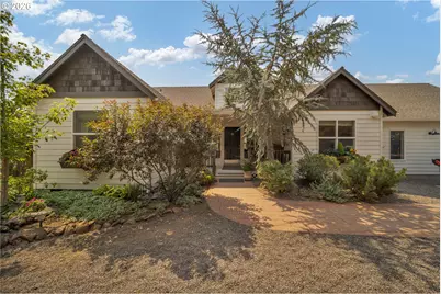 998 NE Brown Dr, Madras, OR 97741 - Photo 3