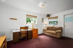 85181 Sarvis Berry Ln, Eugene, OR 97405 - Photo 41