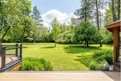 85181 Sarvis Berry Ln, Eugene, OR 97405 - Photo 35