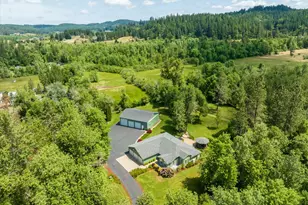 85181 Sarvis Berry Ln, Eugene, OR 97405 - Photo 45