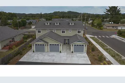 1573 37th St, Florence, OR 97439 - Photo 17