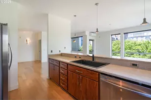 1125 NW 9th Ave, Portland, OR 97209 - Photo 11