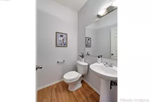 1132 SE Linn St, Portland, OR 97202 - Photo 13