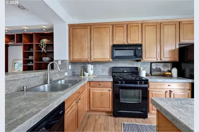 1132 SE Linn St, Portland, OR 97202 - Photo 11