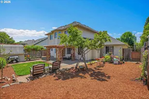 565 NE Lenox St, Hillsboro, OR 97124 - Photo 3
