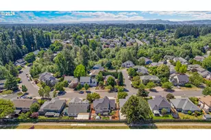 565 NE Lenox St, Hillsboro, OR 97124 - Photo 47