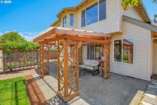 565 NE Lenox St, Hillsboro, OR 97124 - Photo 37