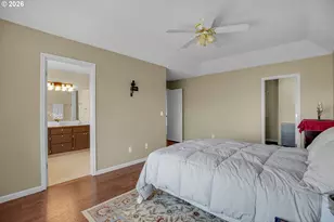 565 NE Lenox St, Hillsboro, OR 97124 - Photo 29