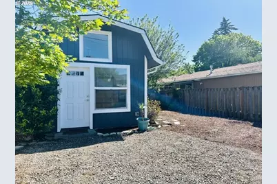 6619 SE Woodstock Blvd, Portland, OR 97206 - Photo 9