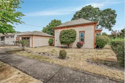 482 S 4th St, Independence, OR 97351 - Photo 27