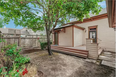482 S 4th St, Independence, OR 97351 - Photo 29