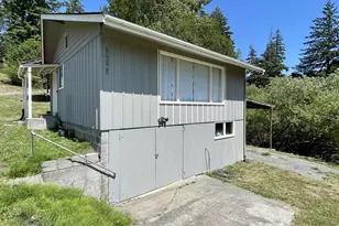 54825 Robinson Rd, Coquille, OR 97423 - Photo 47