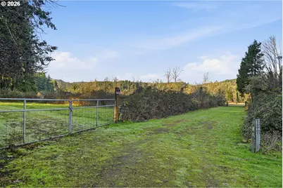 38961 Place Rd, Fall Creek, OR 97438 - Photo 21