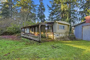 38961 Place Rd, Fall Creek, OR 97438 - Photo 9