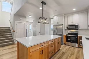 664 Brooks Loop, Sutherlin, OR 97479 - Photo 11