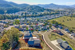 664 Brooks Loop, Sutherlin, OR 97479 - Photo 43