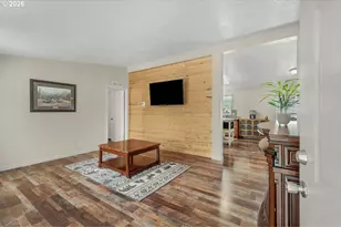 845 Sea St, Sutherlin, OR 97479 - Photo 5