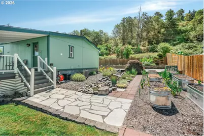 845 Sea St, Sutherlin, OR 97479 - Photo 29