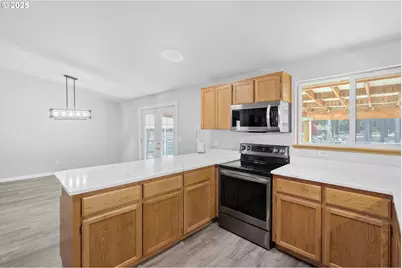 15711 Deedon Ln, La Pine, OR 97739 - Photo 9