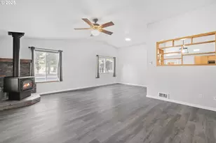 15711 Deedon Ln, La Pine, OR 97739 - Photo 3