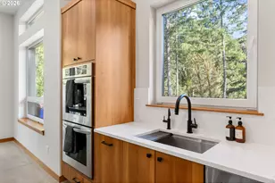 37 Waterside Ln, White Salmon, WA 98672 - Photo 13