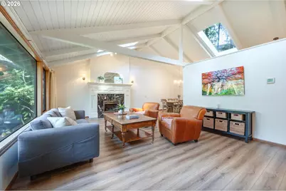 2040 Dogwood Dr, Eugene, OR 97405 - Photo 5