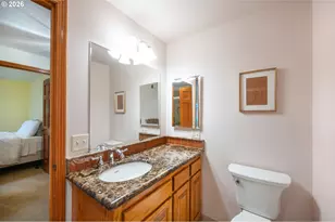 2040 Dogwood Dr, Eugene, OR 97405 - Photo 23