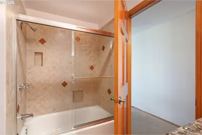 2040 Dogwood Dr, Eugene, OR 97405 - Photo 35