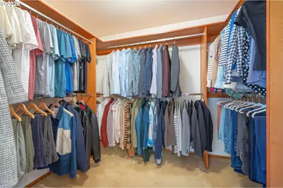 2040 Dogwood Dr, Eugene, OR 97405 - Photo 25