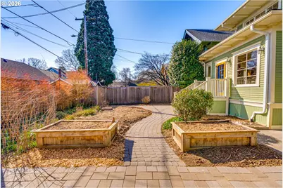 2104 SE Elliott Ave, Portland, OR 97214 - Photo 45