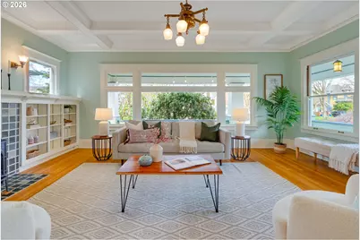 2104 SE Elliott Ave, Portland, OR 97214 - Photo 9