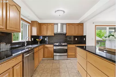12073 SE 116th Ct, Happy Valley, OR 97086 - Photo 15