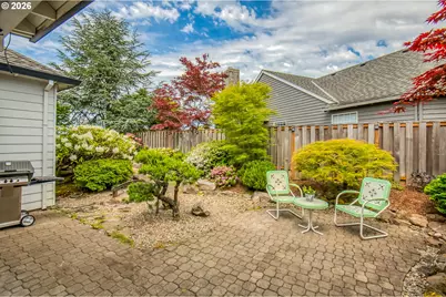 8891 SW Iowa Dr, Tualatin, OR 97062 - Photo 33