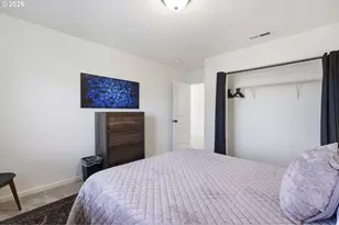 3740 SE Willamette Ave, Hillsboro, OR 97123 - Photo 37