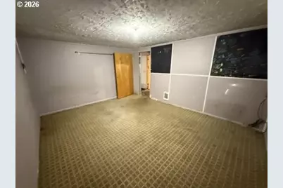 1902 SE 151st Ave, Portland, OR 97233 - Photo 23